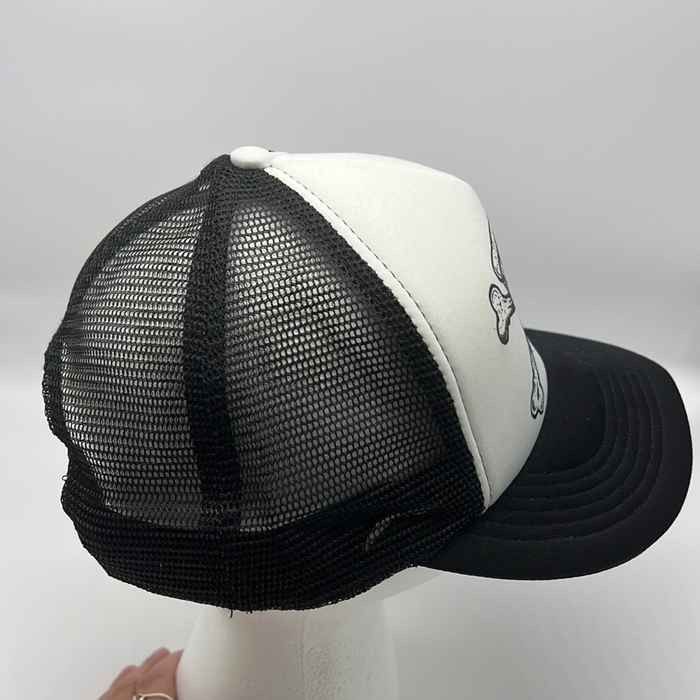 District - Pizza And Crossbones Fun Graphic Truck Driver Baseball Hat Onesize - Picture 5 of 11